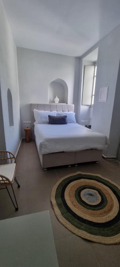 Guru Accommodations Mykonos Town Exterior photo